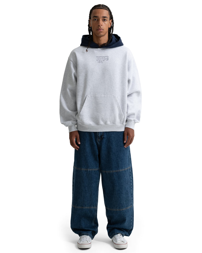Ganzer Look mit Hoodie