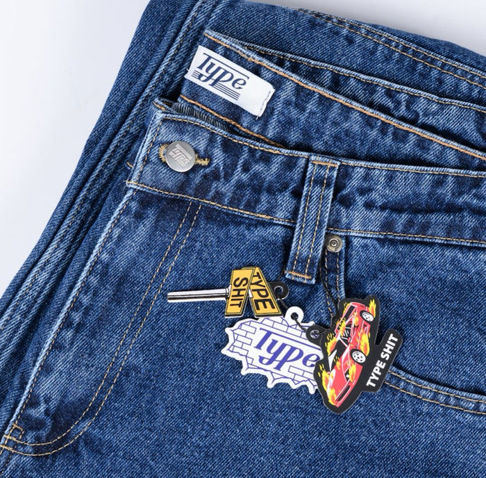 Sticker-Set an der Hose